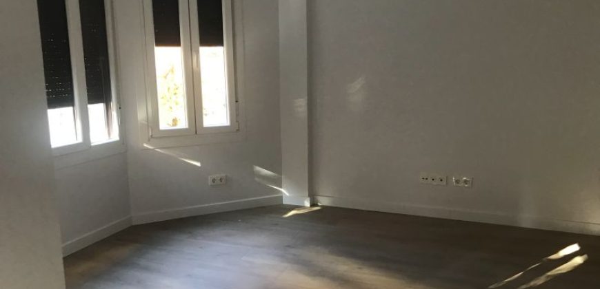 VIVIENDA A ESTRENAR TRAS REFORMA 2 DORMITORIOS EN PASEO COLON